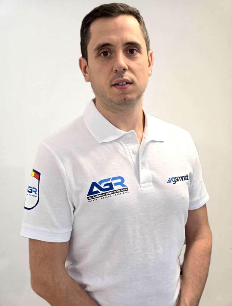 Ionut postolea - trainer nivel 4 - reconditionari display-uri
